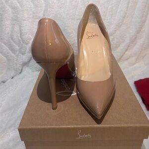 Christian Louboutin Nude Pigalle Plato Patent Leather Pumps